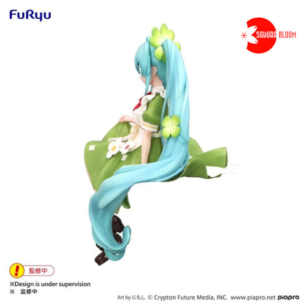 PREORDEN: Furyu Noodle Stopper: Hatsune Miku - Flower Fairy Clover. - Image 4