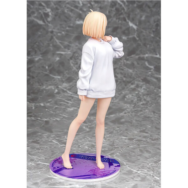 PREORDEN: Lycoris Recoil: Chisato Nishikigi: Oversized Sweatshirt Ver. 1/7 - Image 3