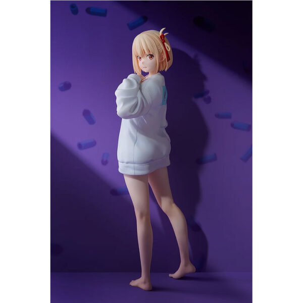PREORDEN: Lycoris Recoil: Chisato Nishikigi: Oversized Sweatshirt Ver. 1/7 - Image 6