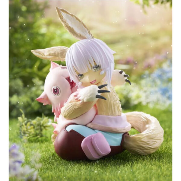 PREORDEN: Desktop Cute: Made in Abyss: The Golden City of the Scorching Sun: Nanachi & Mitty - Image 4