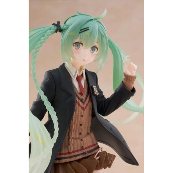 PREORDEN: Character Vocaloid Series: Hatsune Miku - Fashion Preppy Ver. - Image 4
