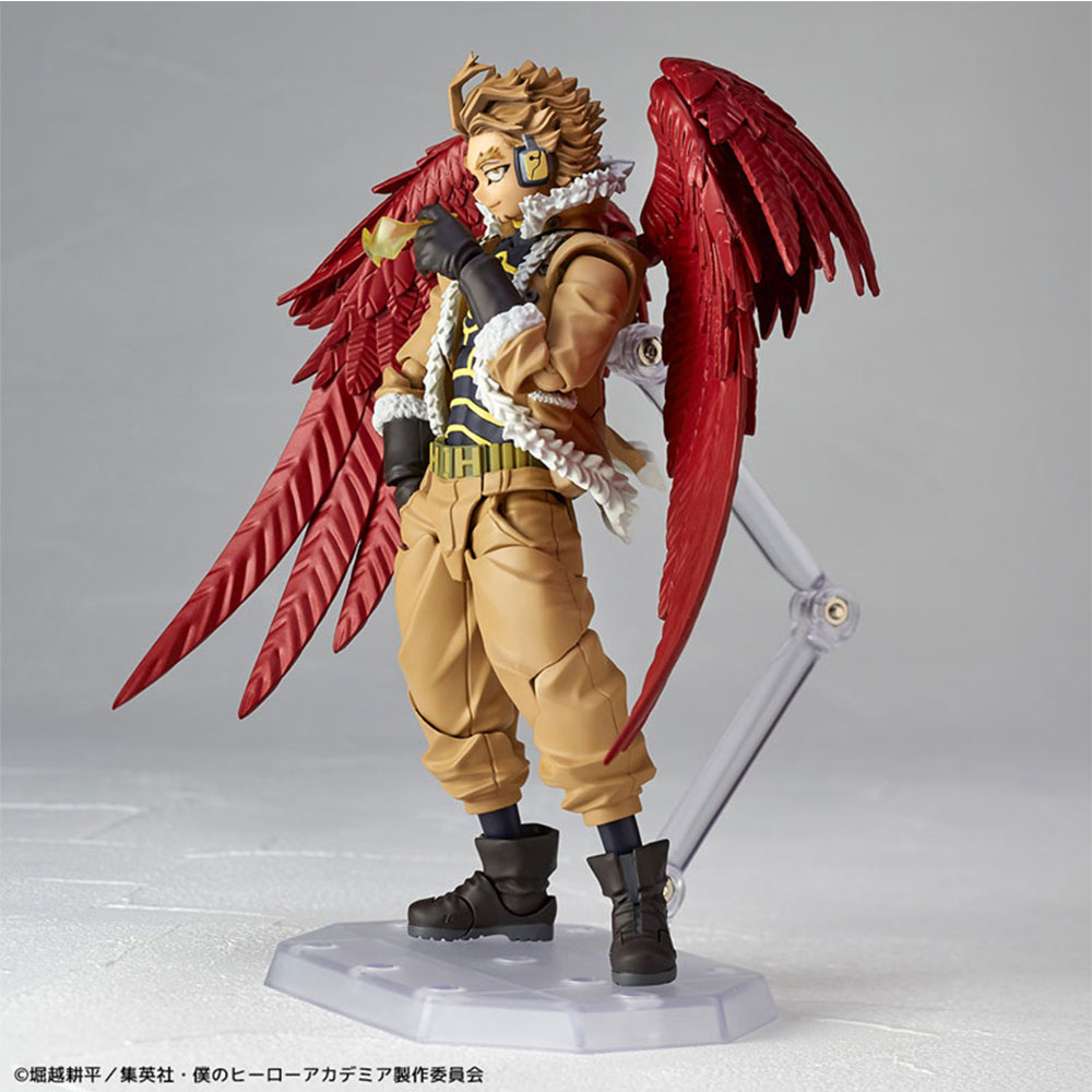 PREORDEN: Revoltech: Amazing Yamaguchi Boku No Hero Academia: Hawks - Reissue - Image 2