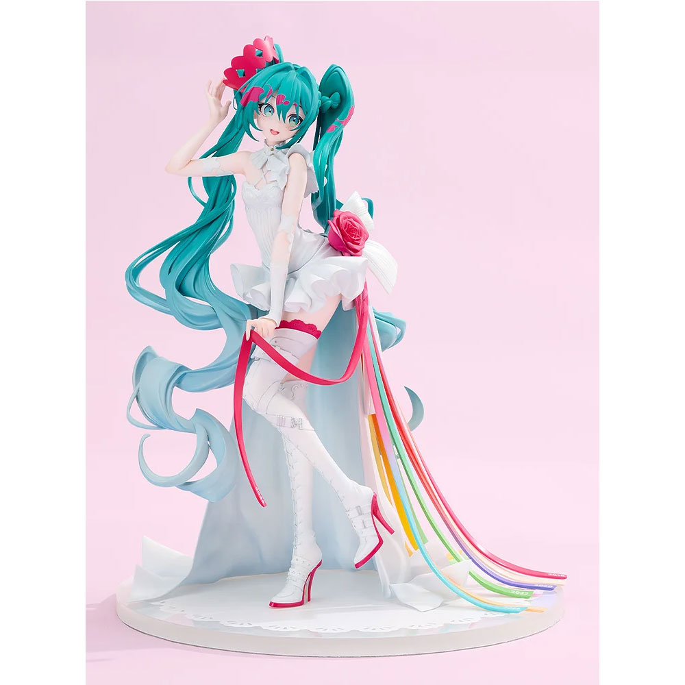PREORDEN: Good Smile Collection: Character Vocaloid Series: Racing Miku: 15th "Rhapsody" 2010-2025 - Image 6