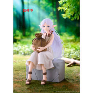 PREORDEN: Desktop Cute: Frieren: Beyond Journey's End: Frieren - In Training Ver