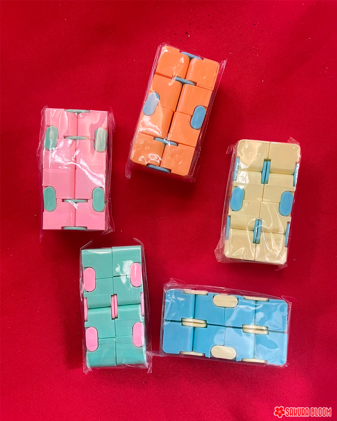 Cubo antiestrés infinito